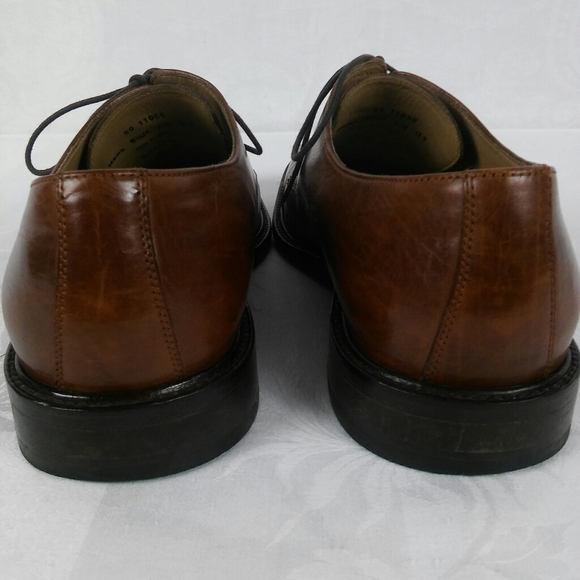 Men's Johnston & Murphy cap toe shoes. - Picture 5 of 5
